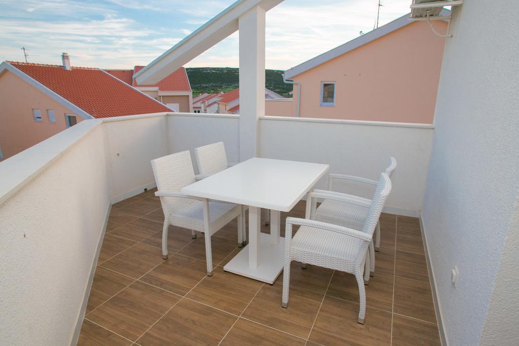 Orange Apartments Новаля Екстер'єр фото